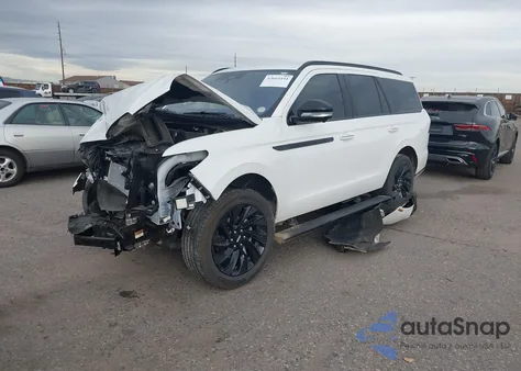 2025 Lincoln Navigator Reserve z USA, uszkodzony, nr VIN 5LMJJ2LG8SEL05895